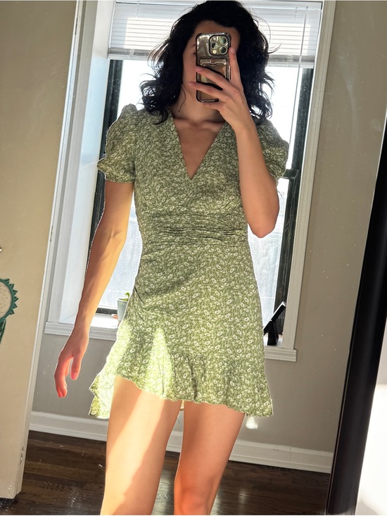 stradivarius Dresses & Skirts - Floral Summer Mini Dress